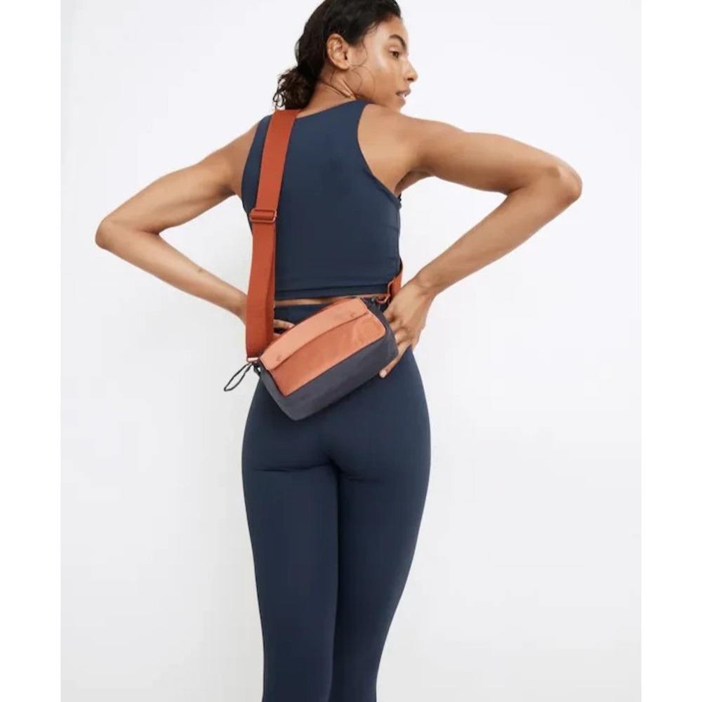 Madewell The Sport Camera Bag In Colorblock